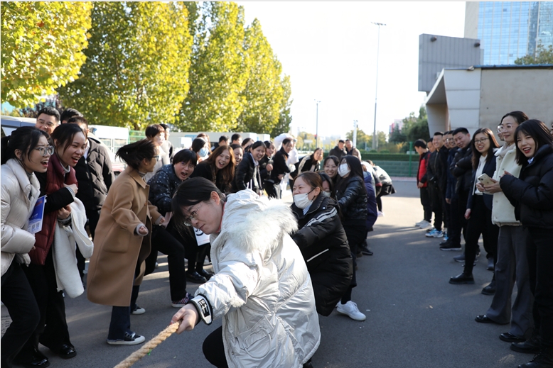 幸福工程 I 凝心聚力揚風(fēng)采，拔河比賽促團(tuán)結(jié)